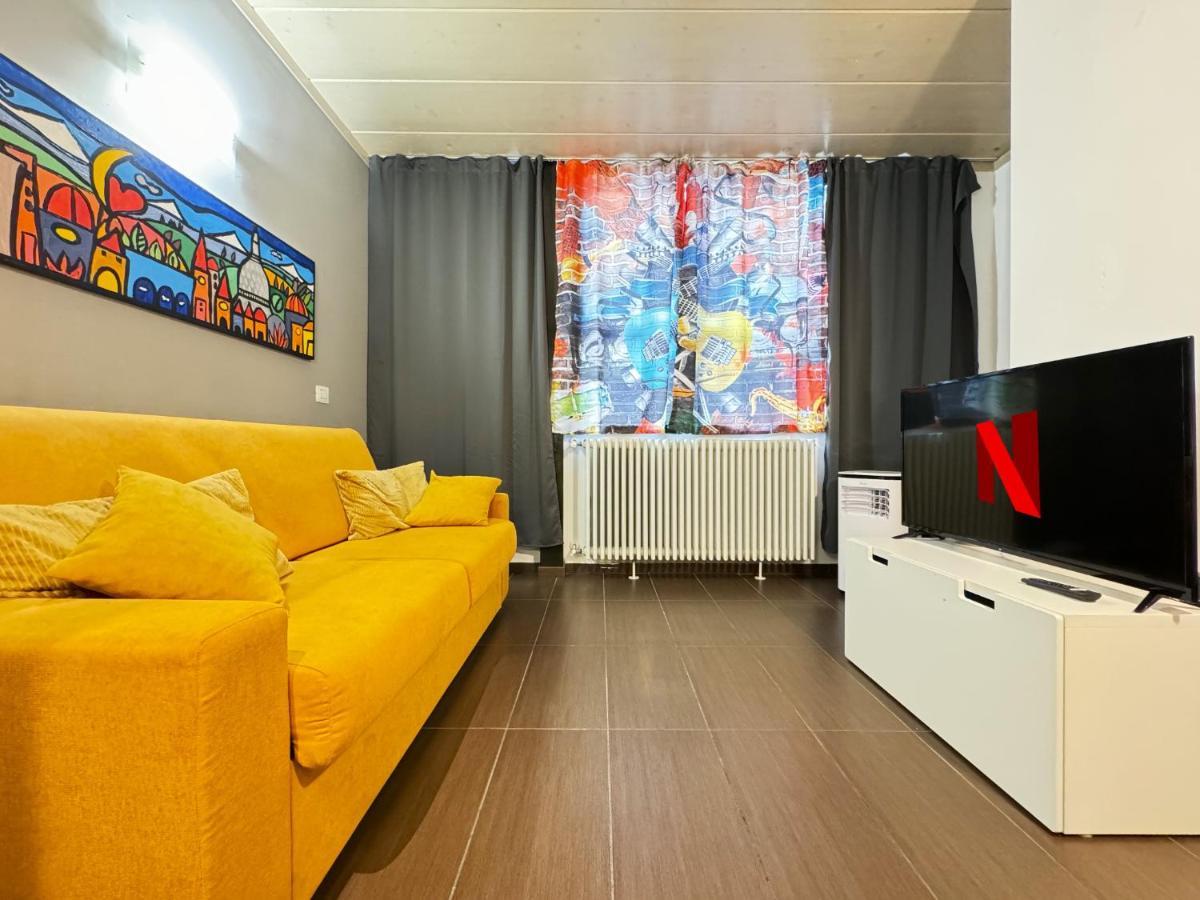 Dora Park-Porta Susa Private Parking&Netflix Lägenhet Turin Exteriör bild